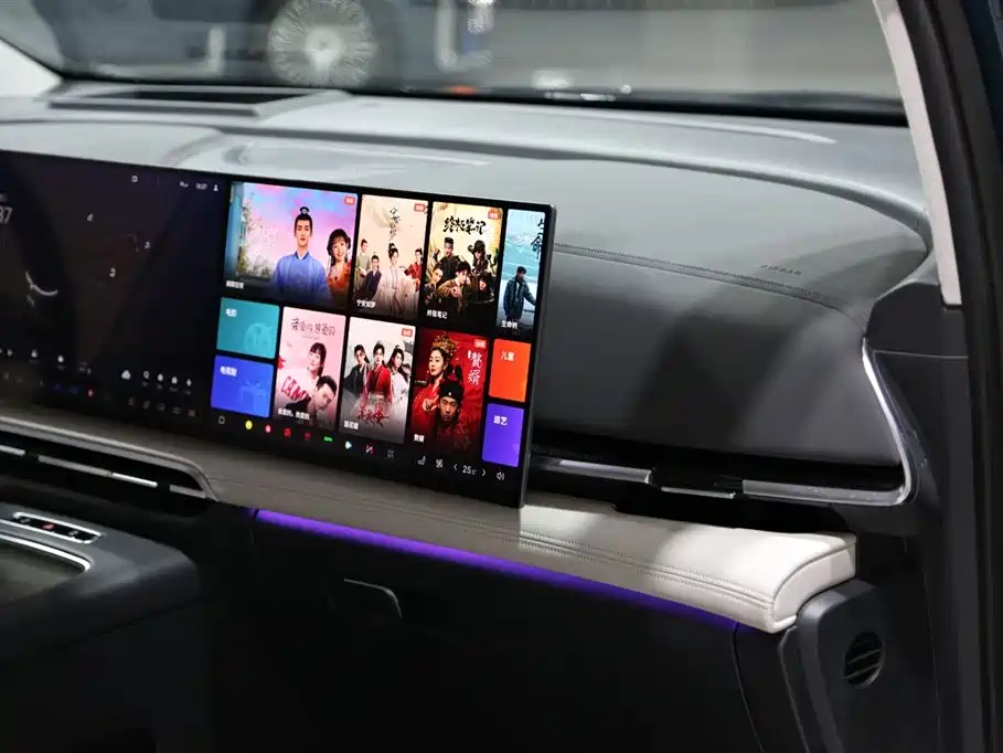 Voyah Auto Voyah Dreamer 2025 PHEV AWD Flagship Kunpeng Edition фото 18