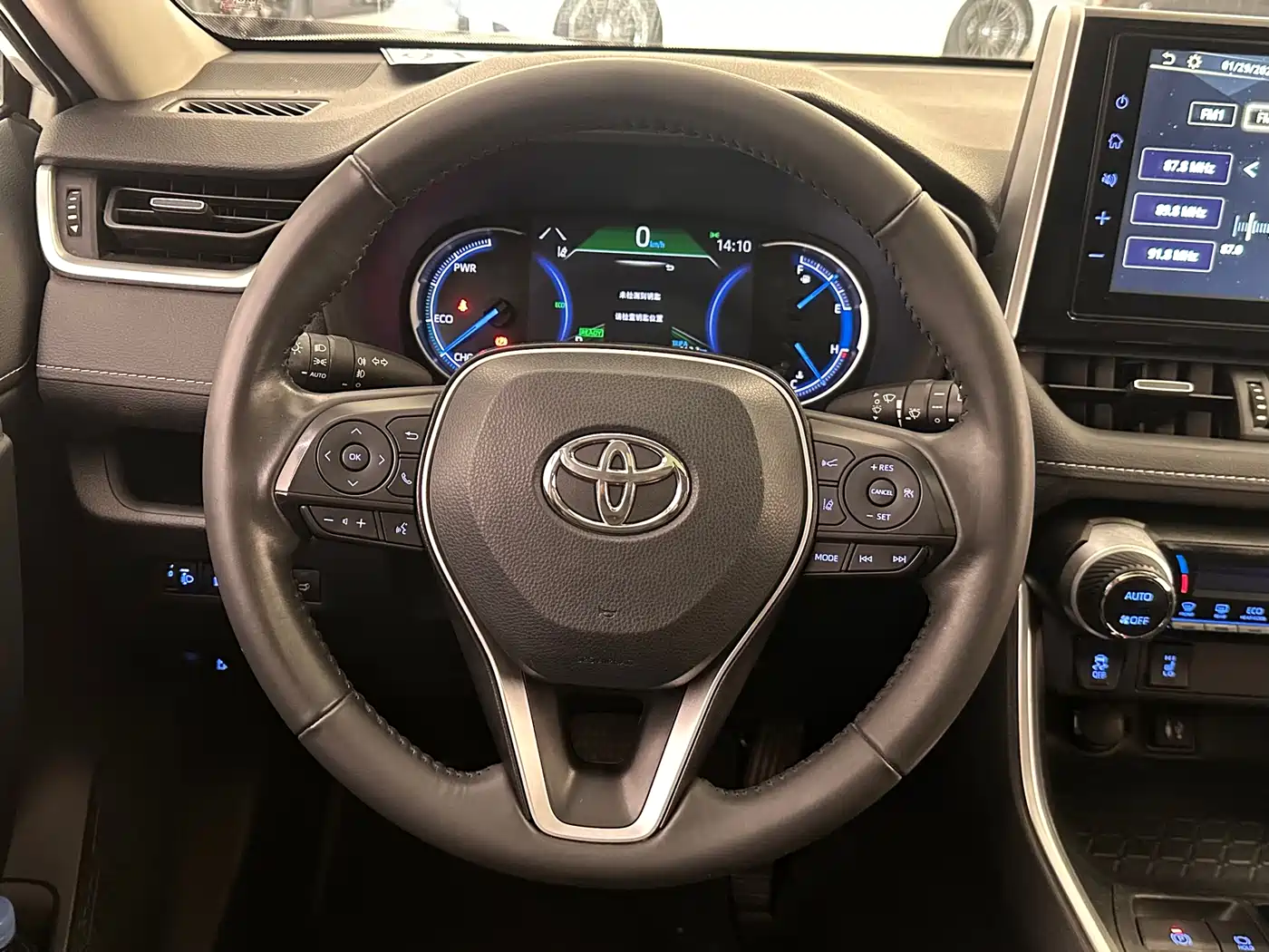 Toyota RAV4 Rongfang 2021 Hybrid 2.5L E-CVT AWD Elite PLUS Edition фото 12