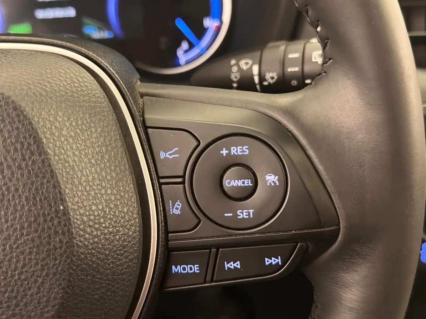 Toyota RAV4 Rongfang 2021 Hybrid 2.5L E-CVT AWD Elite PLUS Edition фото 17