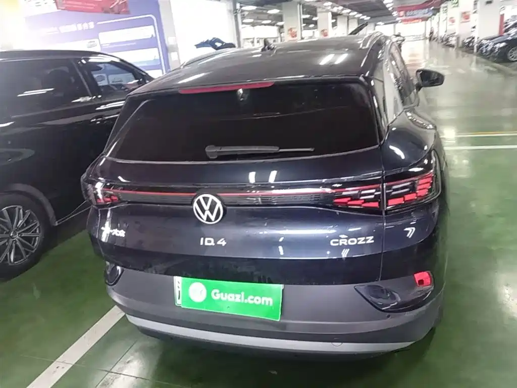 Volkswagen ID.4 CROZZ 2022 Standard Range PURE Edition фото 6