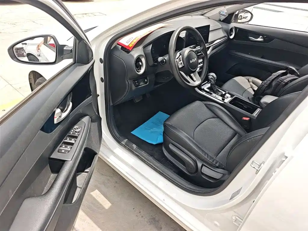 Kia K3 2021 Facelift 1.5L CVT Fashion Edition фото 16