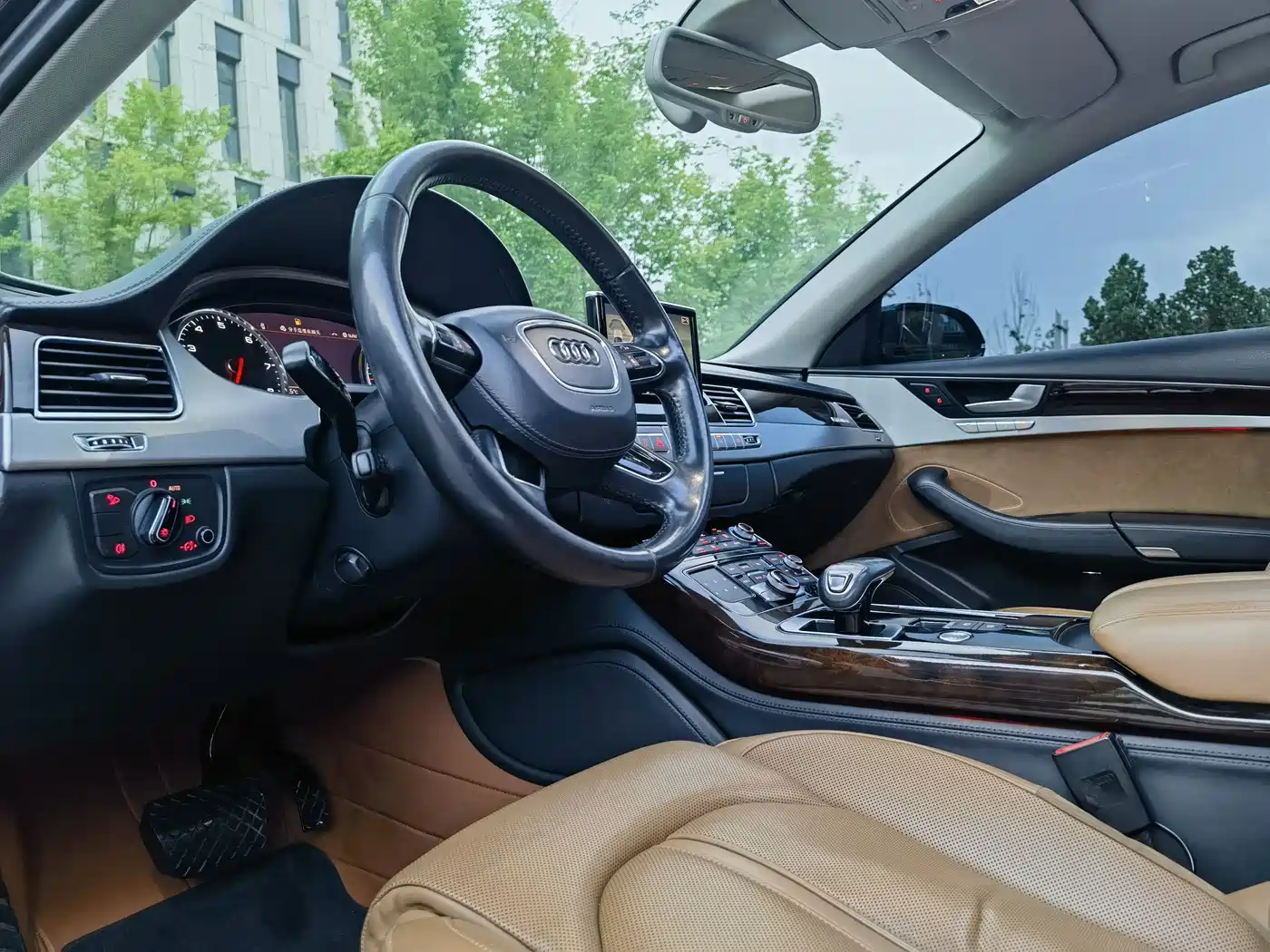Audi A8 2014 A8L 45 TFSI quattro Luxury фото 9