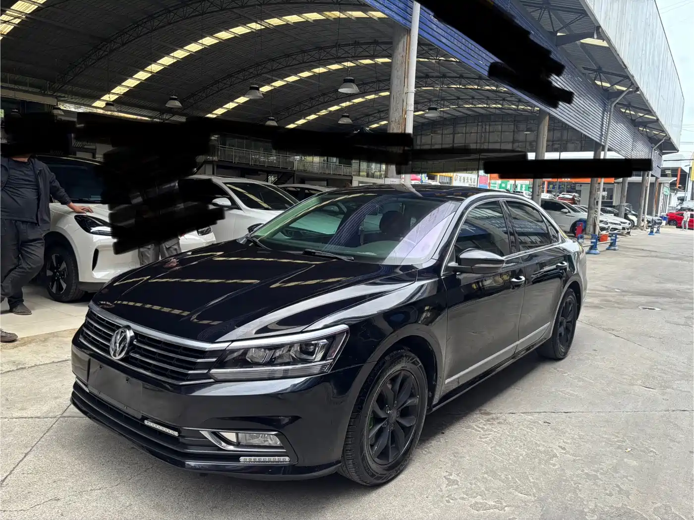 Фото 1 - Volkswagen Passat