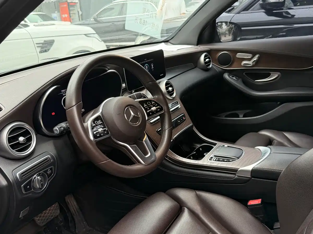 Mercedes-Benz GLC 2020 GLC 260 L 4MATIC Luxury фото 9