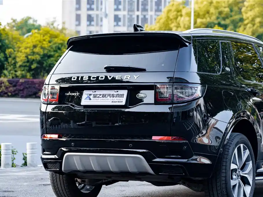 Land Rover Discovery Sport 2024 Luxury Custom Edition фото 6