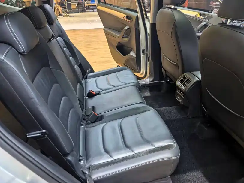 Volkswagen Tiguan L 2019 330TSI Automatic 2WD Panorama Comfort Edition China VI фото 7