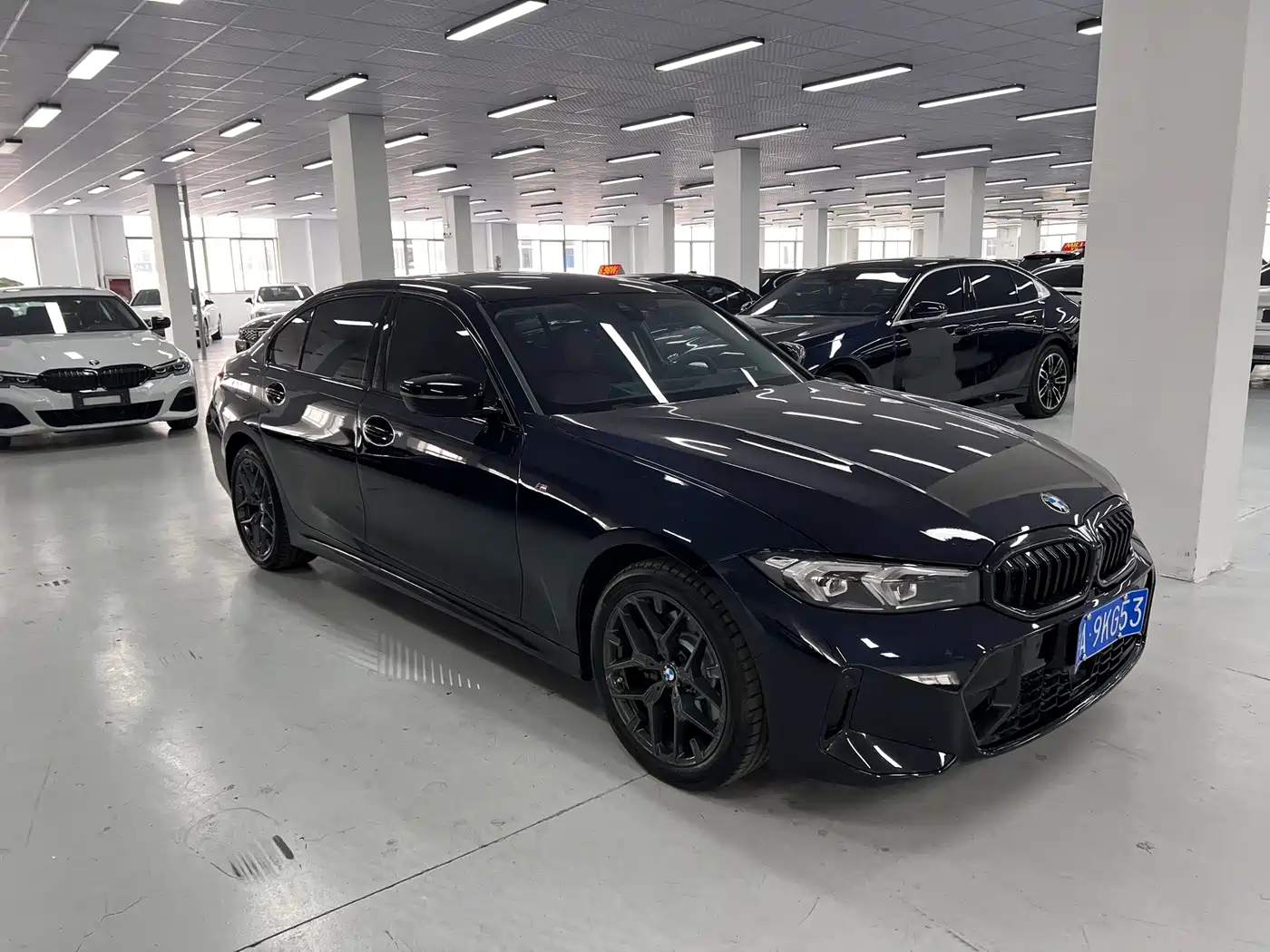 BMW 3 Series 2026 2026 330Li M Sport Shadowline Package