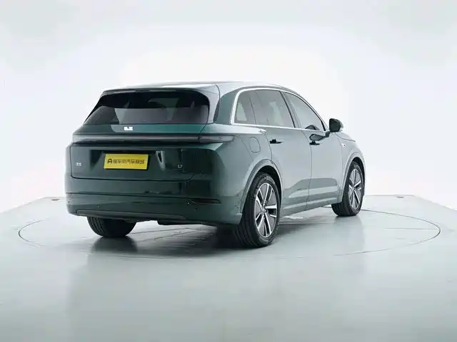 Фото 4 - Li Auto L7