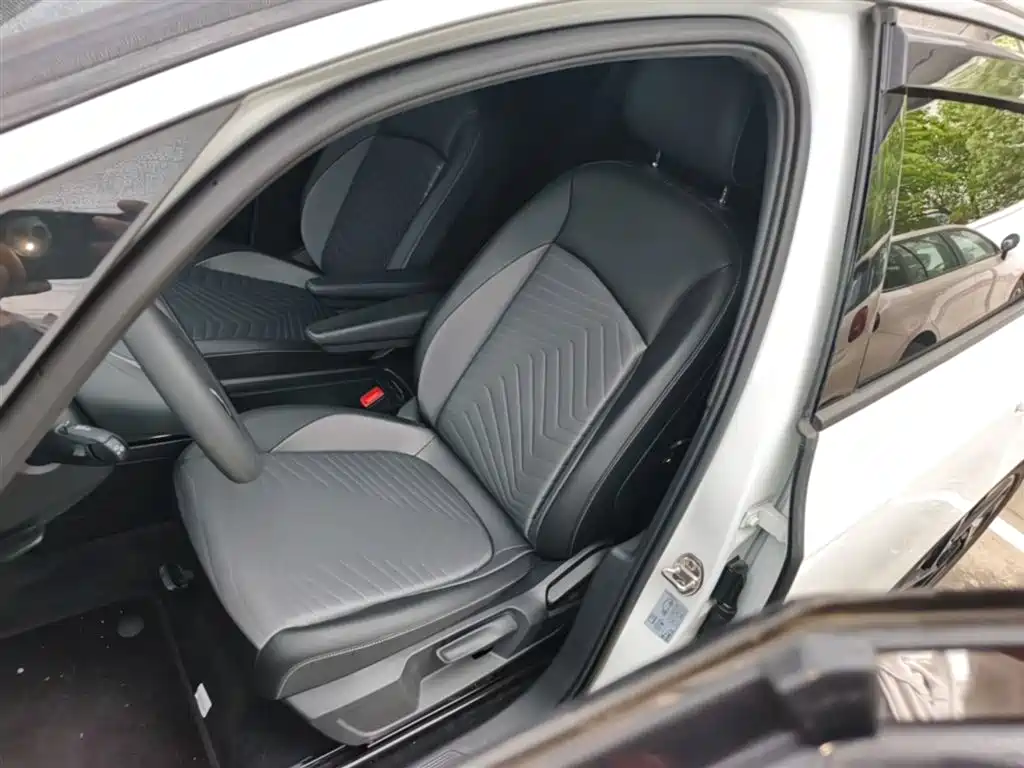 Volkswagen ID.3 2025 Smart Pure Intelligent Edition фото 15