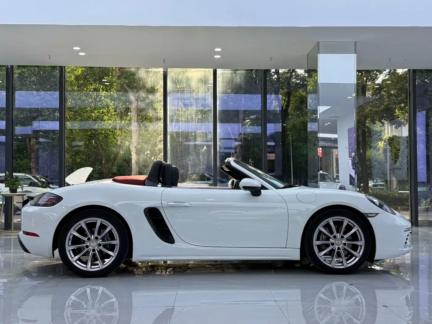 Porsche 718 2018 Boxster 2.0T фото 7