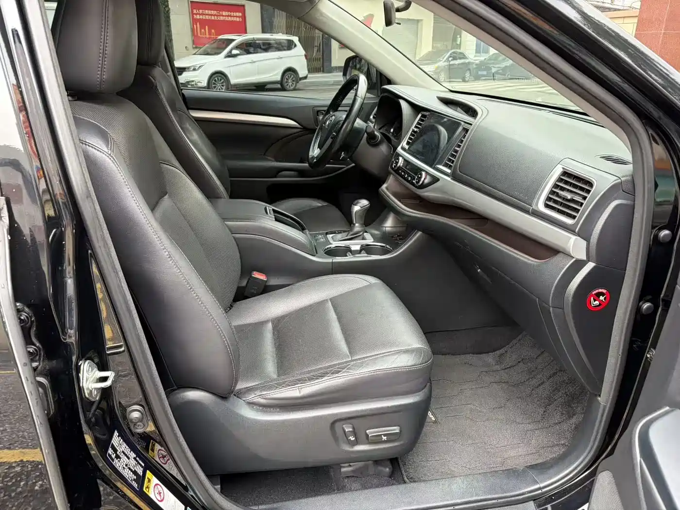 Toyota Highlander 2015 2.0T AWD Luxury Edition 7-seater фото 9