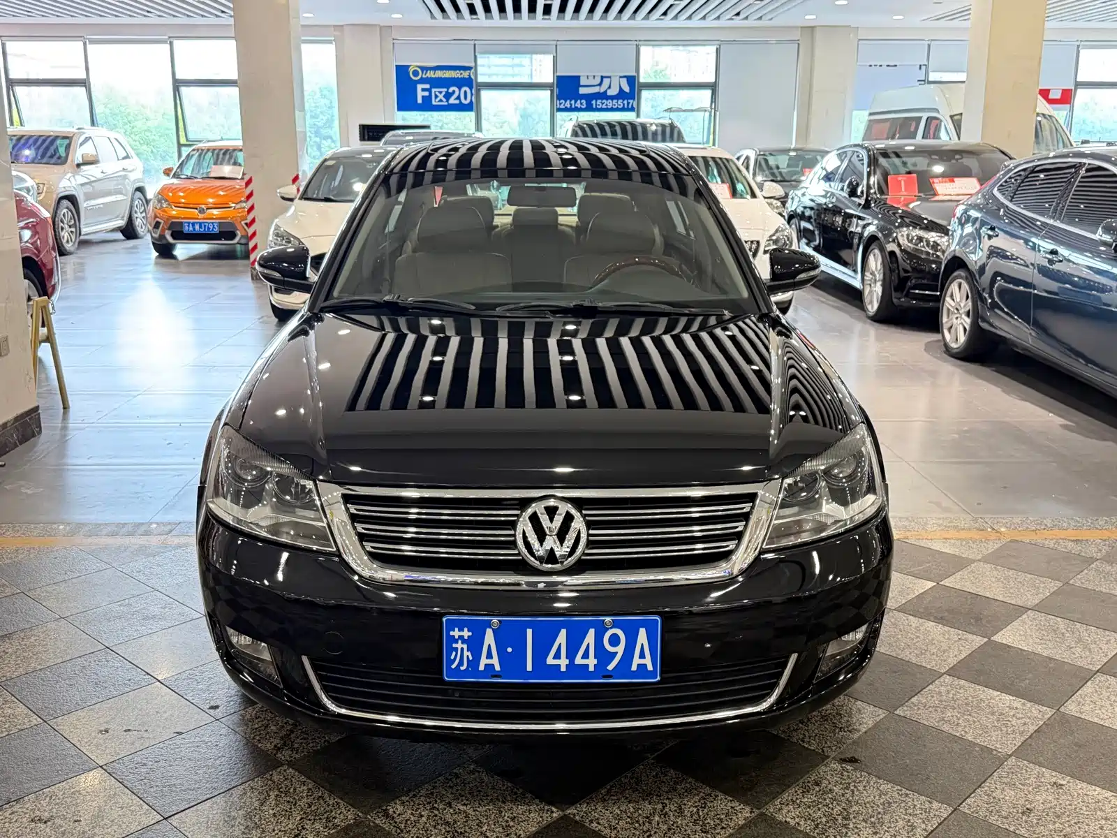 Фото 2 - Volkswagen Passat Lingyu