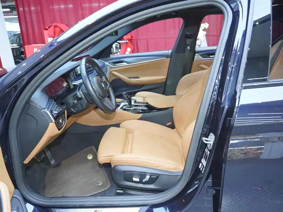 BMW 5 Series (Import) 2022 Facelift 525i M Sport Package фото 19