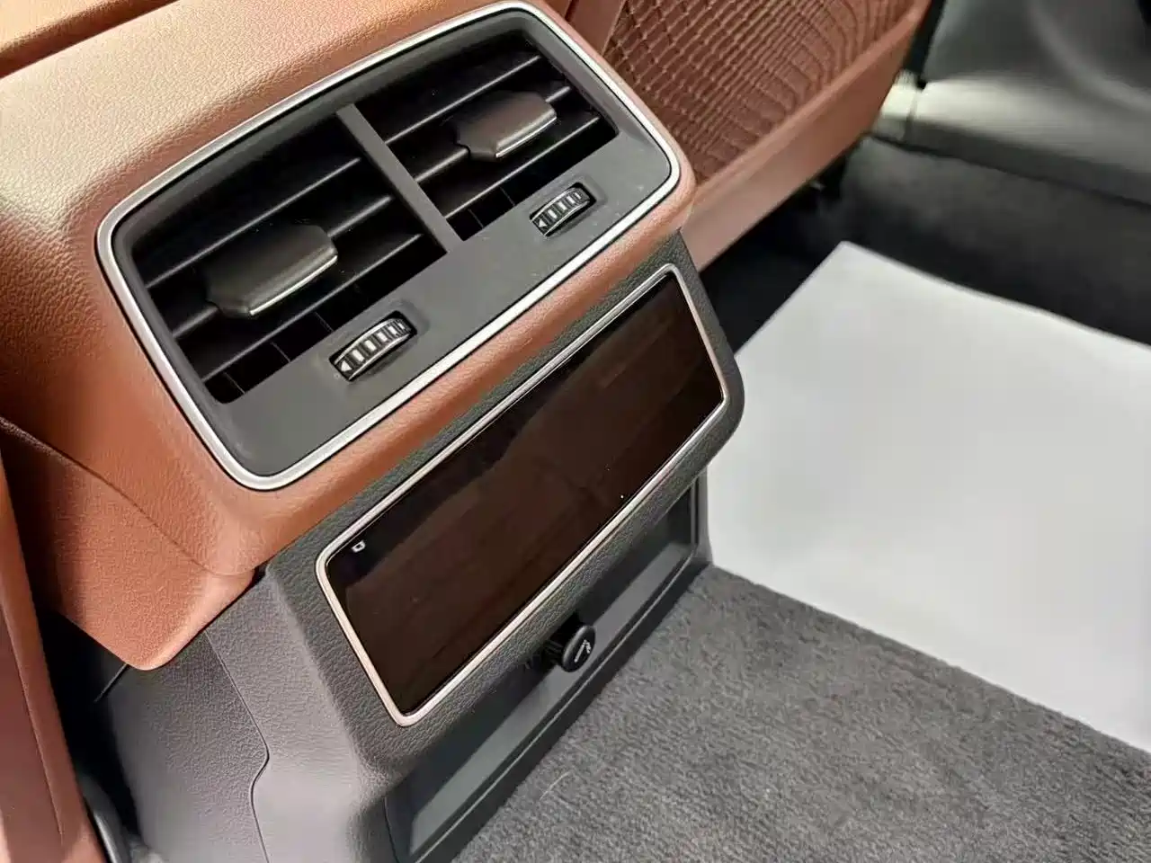 Audi A6L 2019 45 TFSI Premium Elegance фото 10