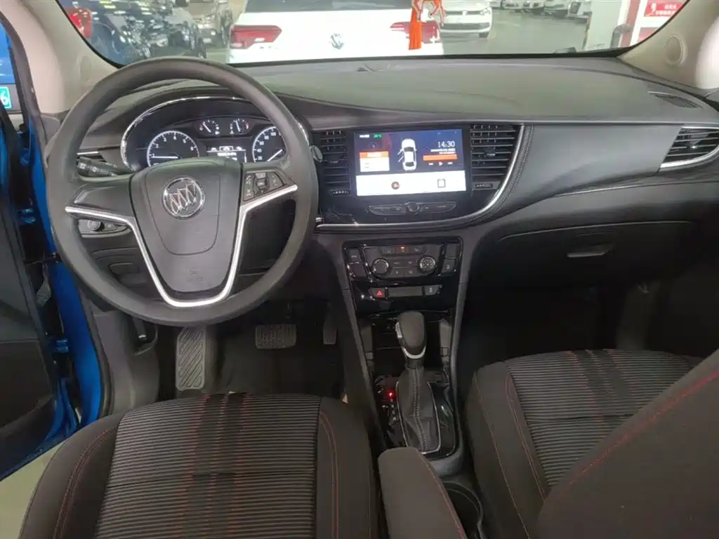 Buick Encore 2017 18T Automatic 2WD Urban Fashion фото 10