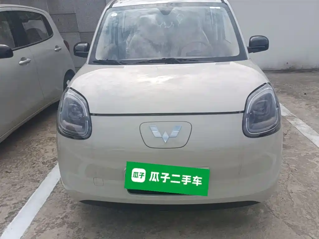 Wuling Motors Hongguang MINIEV 2026 2025 4-Door Advanced