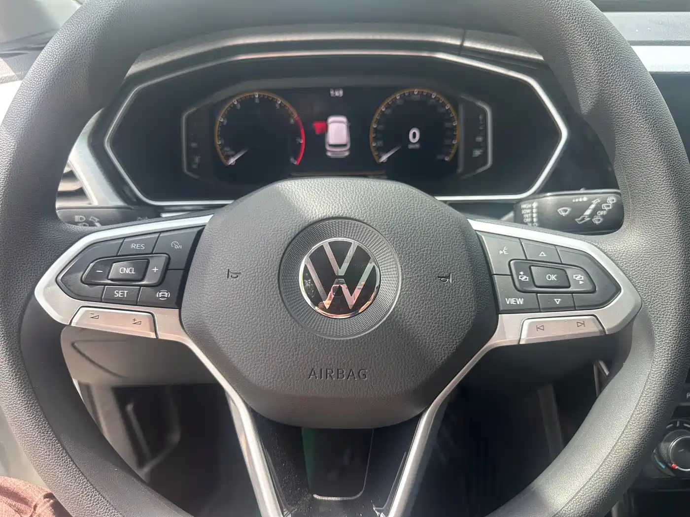 Volkswagen Tanying 2021 1.5L Automatic Smart Connect Edition фото 13