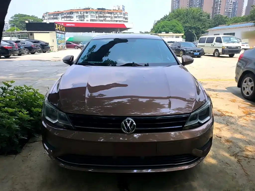Volkswagen Lamando 2015 2015 230TSI DSG Style