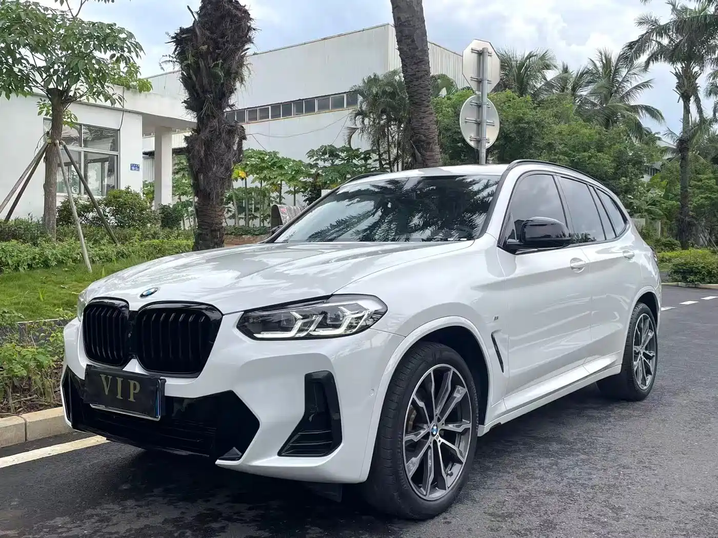 BMW X3 2023 xDrive30i Leading M Night Package