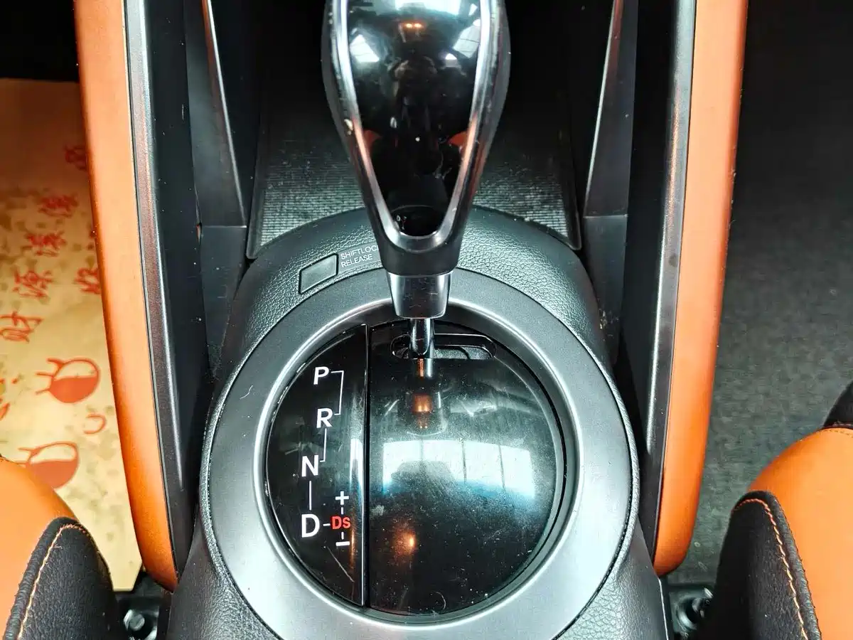 صورة 15 - Hyundai Veloster