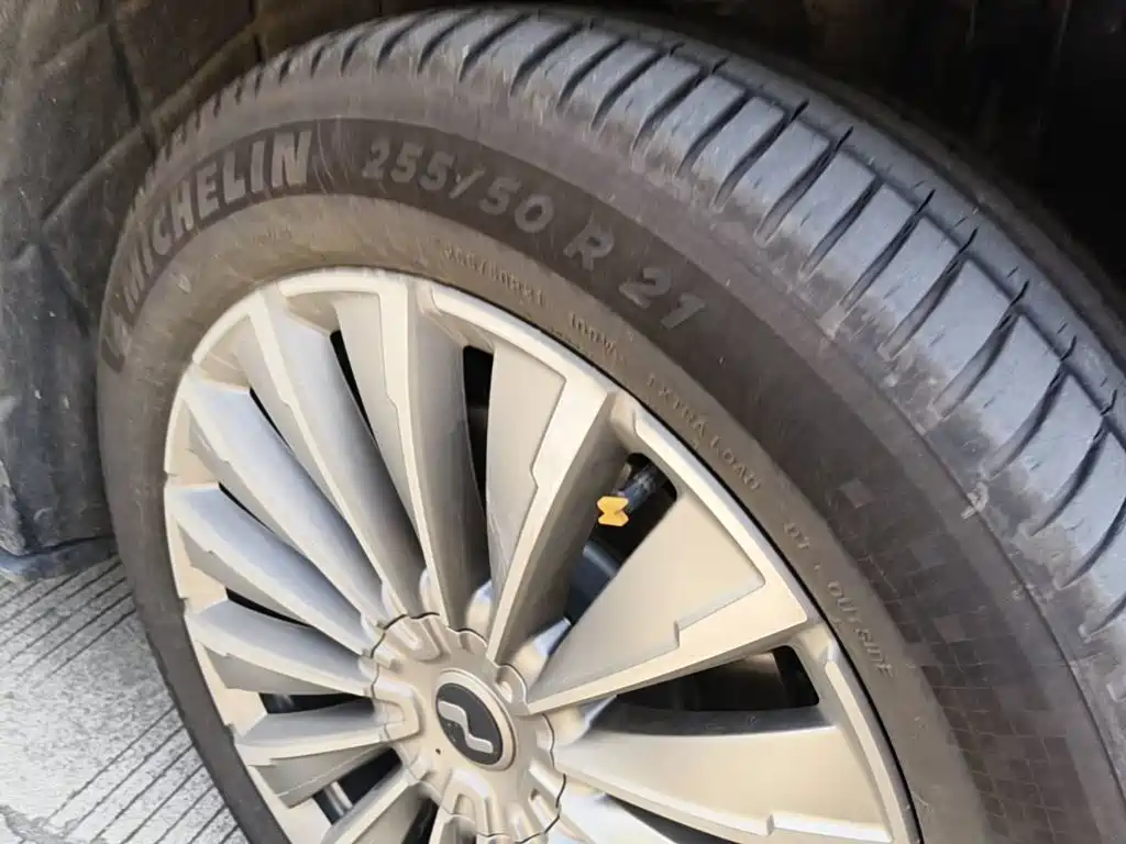Ledao L90 2025 2025 AWD Base Model