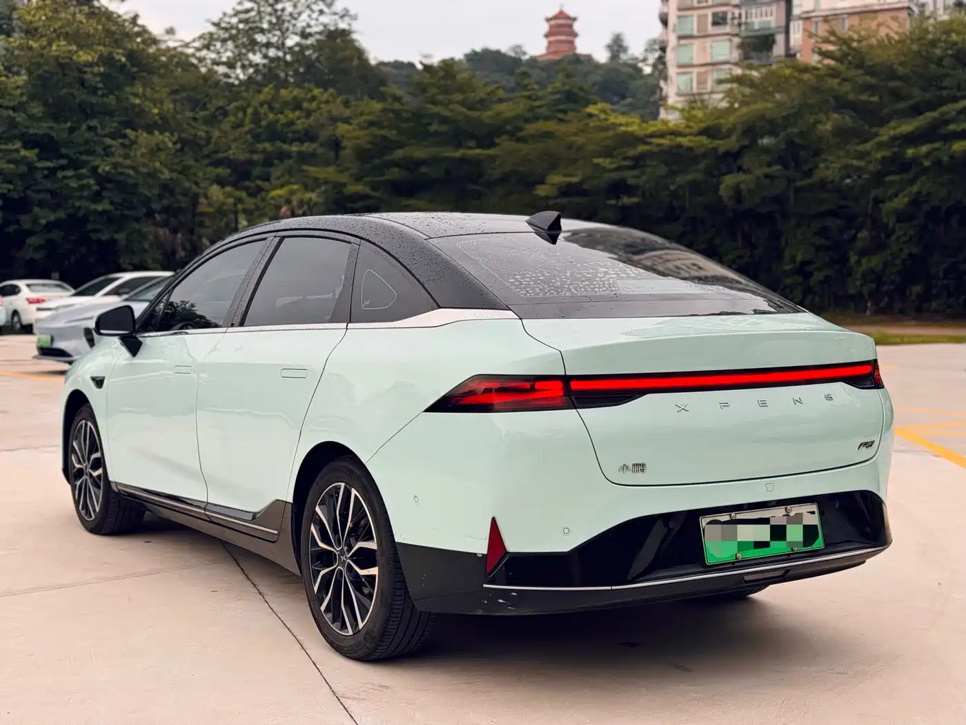 Фото 20 - XPeng P5