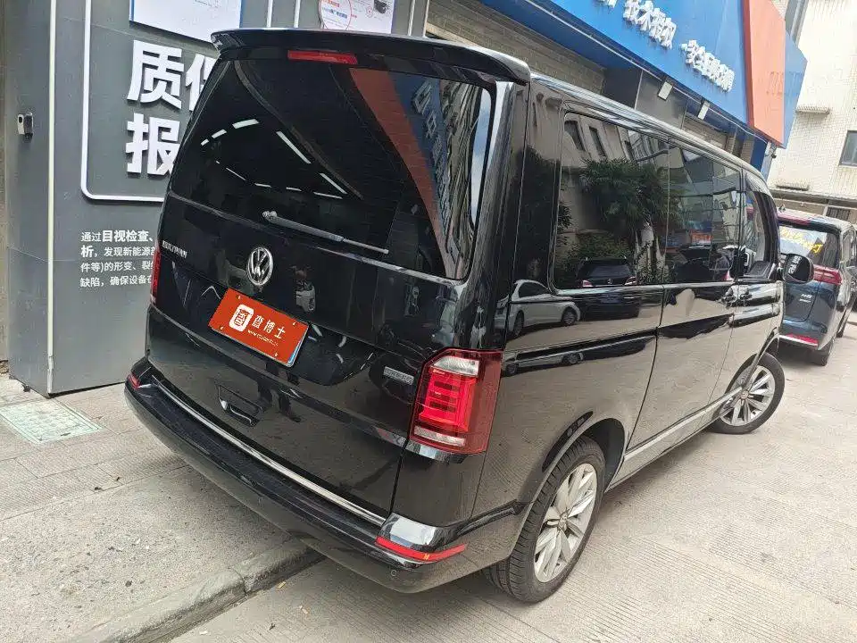 Volkswagen Multivan 2019 2019 2.0TSI 2WD Luxury 7-seater
