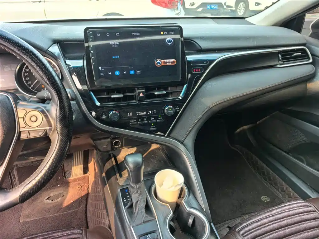 Toyota Camry 2021 2.0G Luxury Edition фото 14