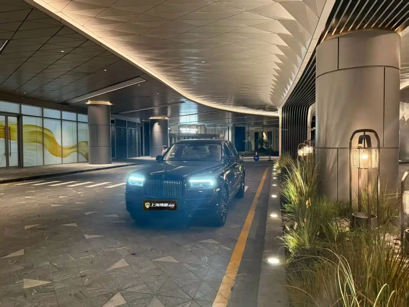 Photo 3 - Rolls-Royce Cullinan