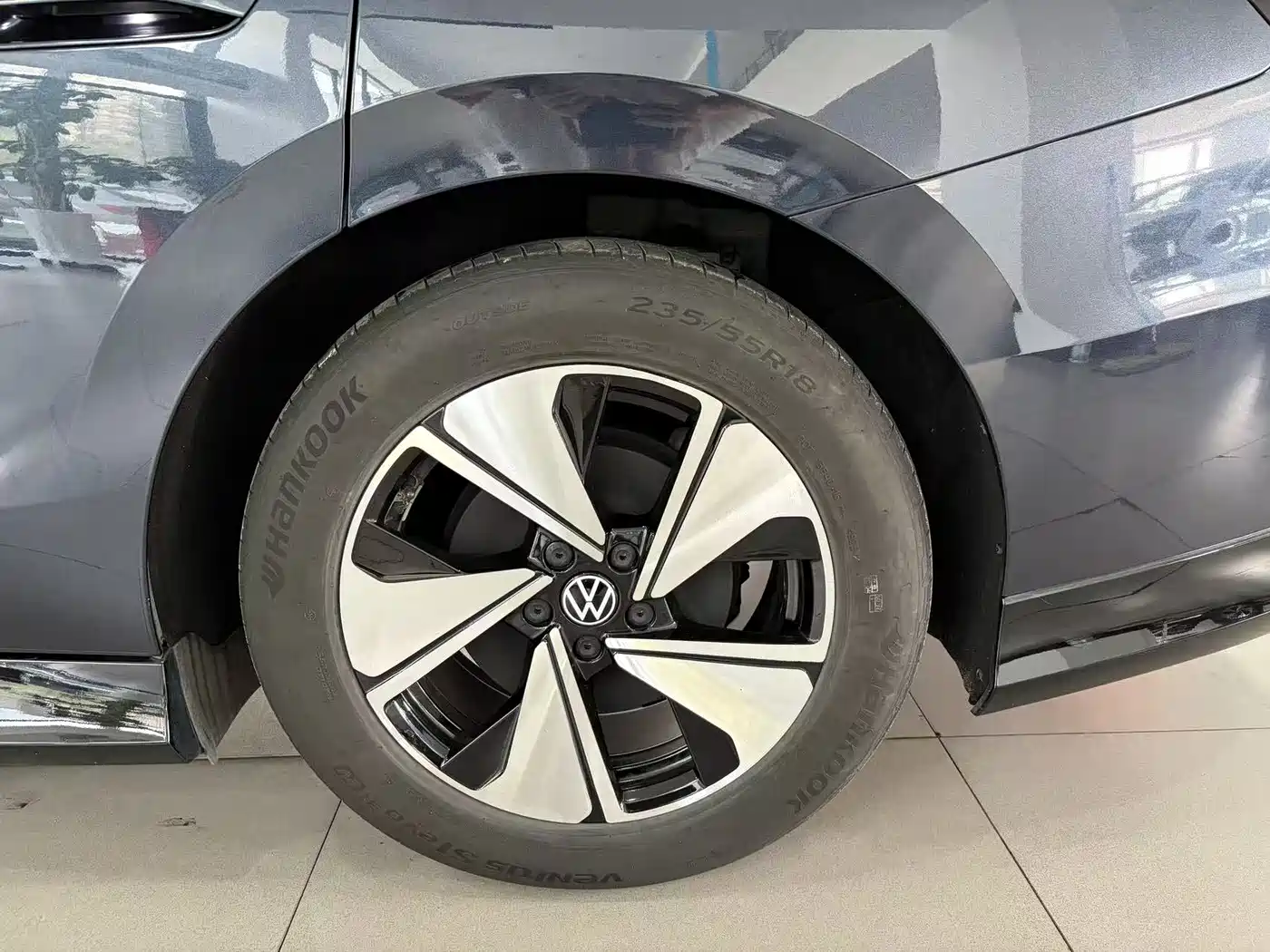 VOLKSWAGEN ID.7 VIZZION