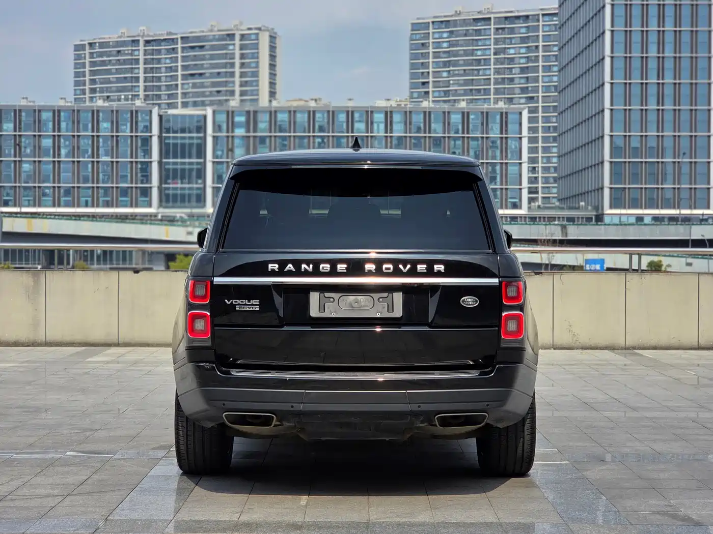 Land Rover Range Rover 2019 3.0 SC V6 Heritage Extended Edition фото 5