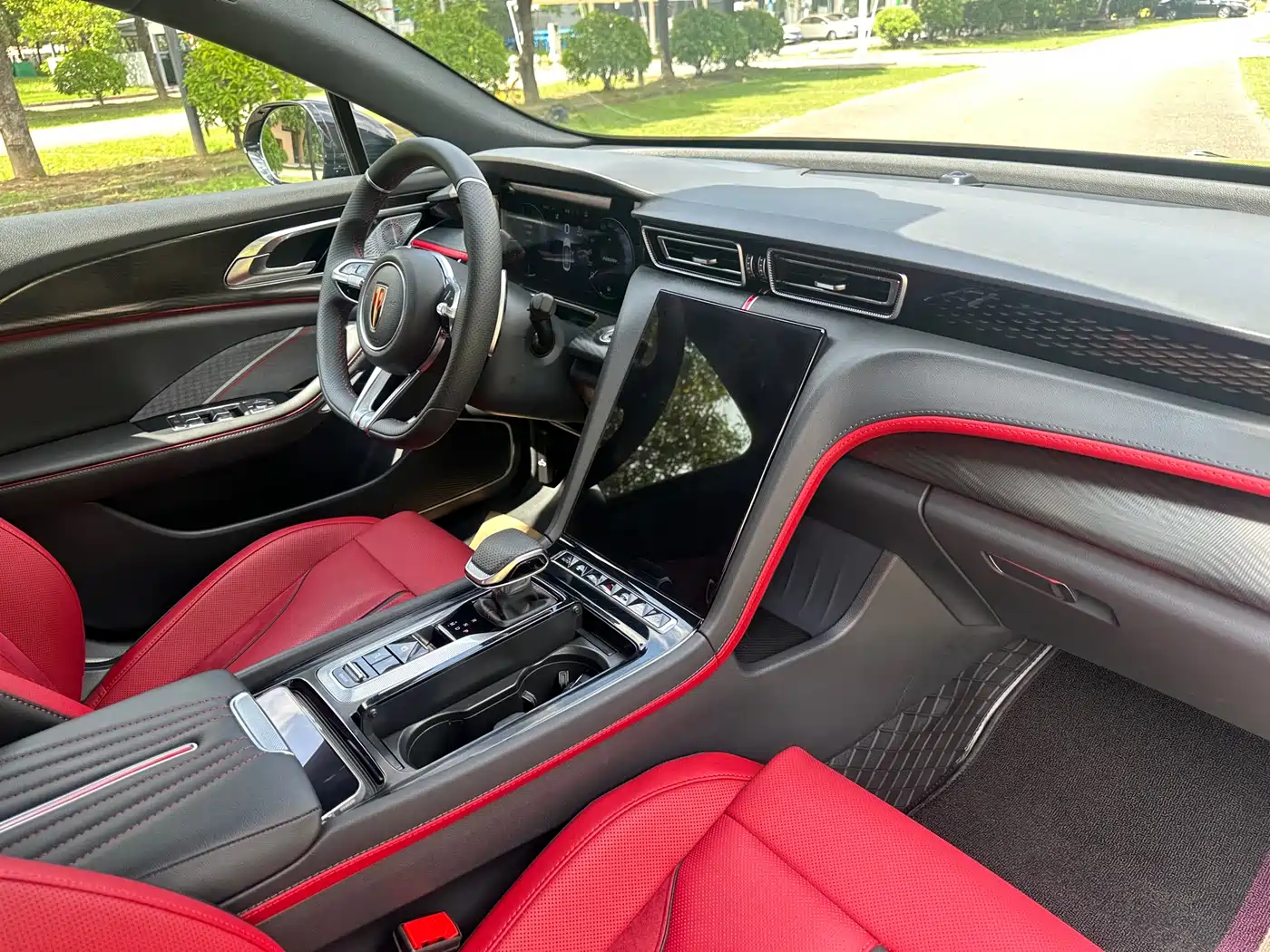 Hongqi H6 2025 Model 2.0T Fashion Edition фото 30