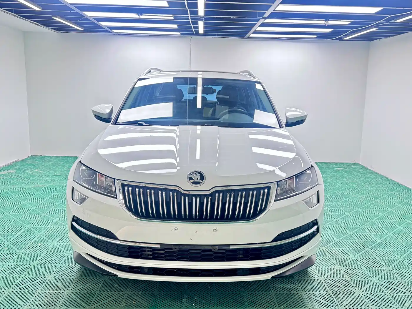 Škoda Karoq 2023 TSI280 Premium Edition фото 2