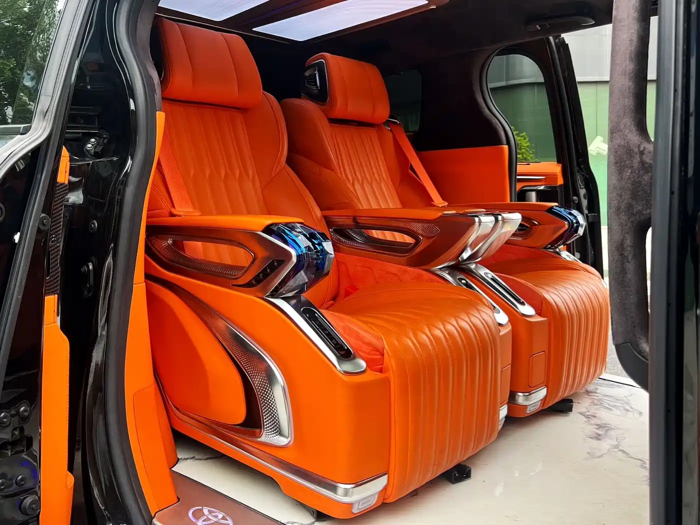 Toyota Sienna 2023 2.5L Hybrid Comfort Edition фото 9