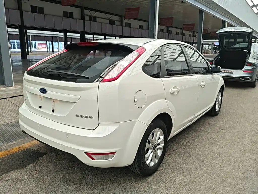 Ford Focus 2016 2013 Hatchback Classic 1.8L Auto Million Edition