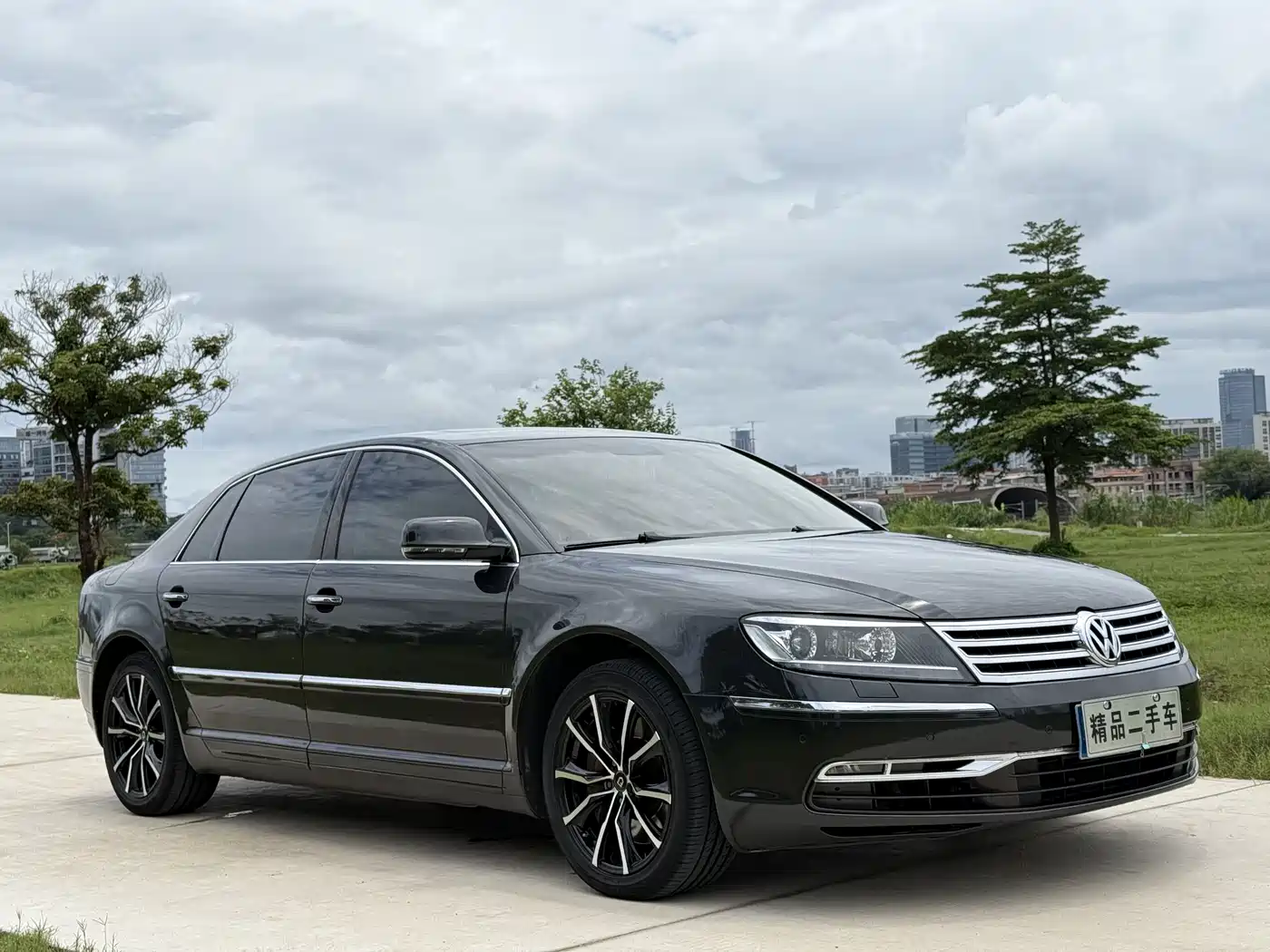 Volkswagen Phaeton 2012 3.0L Business фото 3