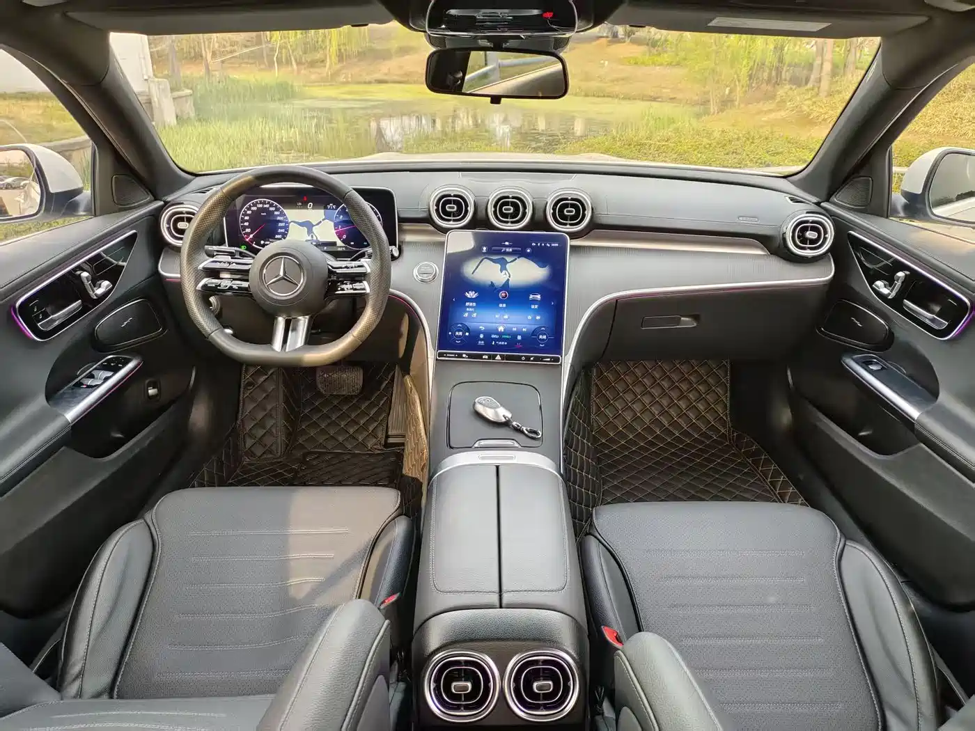 Mercedes-Benz C-Class 2023 Facelift C 260 L Sport Edition фото 7