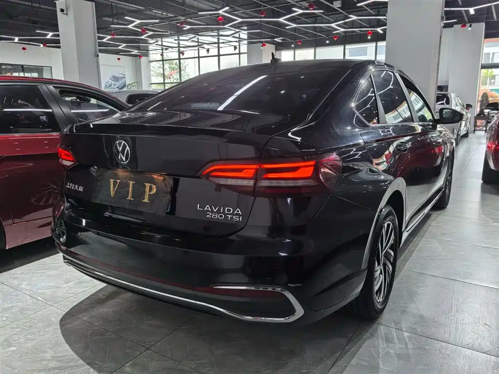 Volkswagen Lavida 2022 280TSI DSG Comfort Edition фото 9