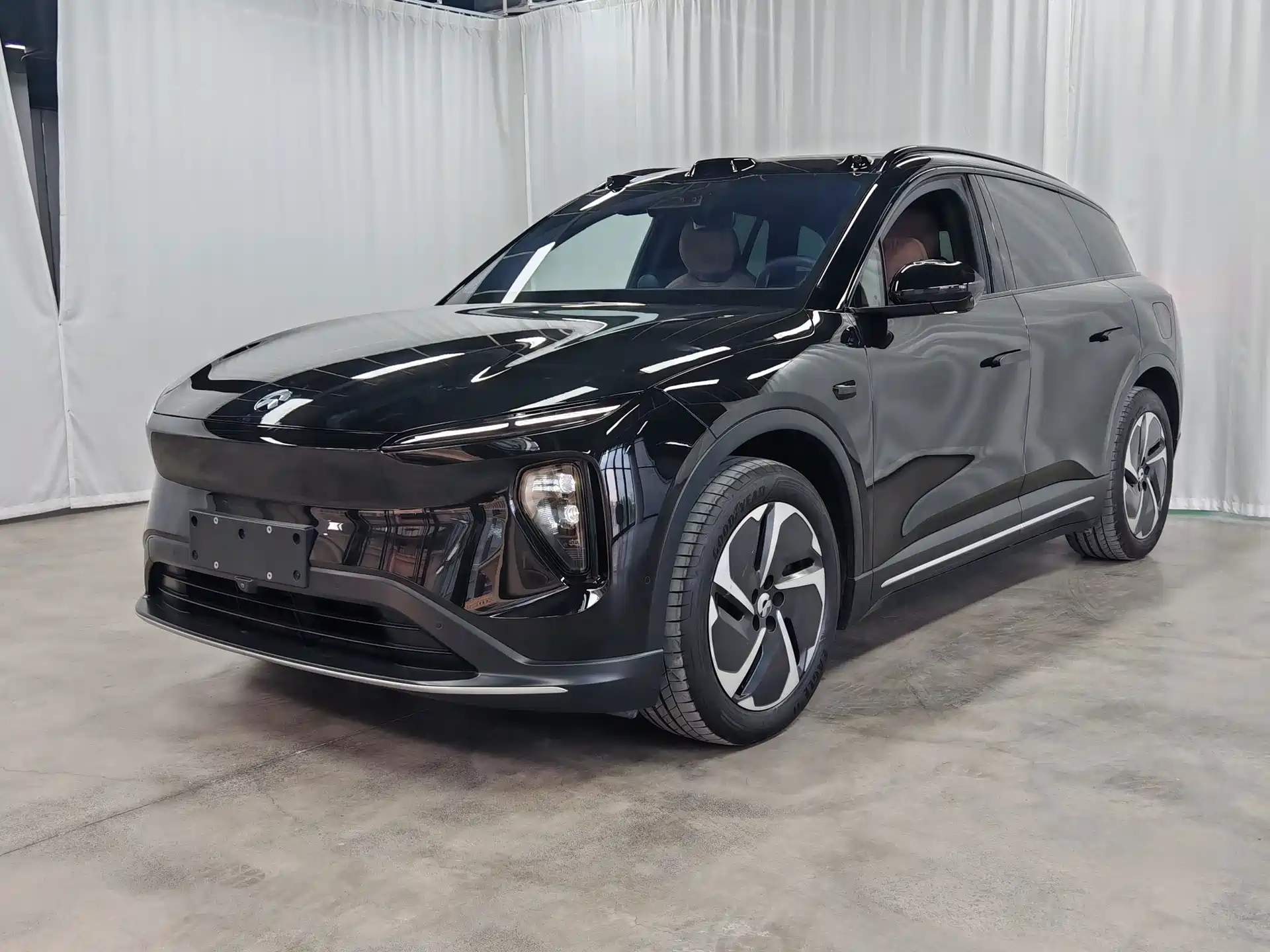 Фото 1 - NIO ES6