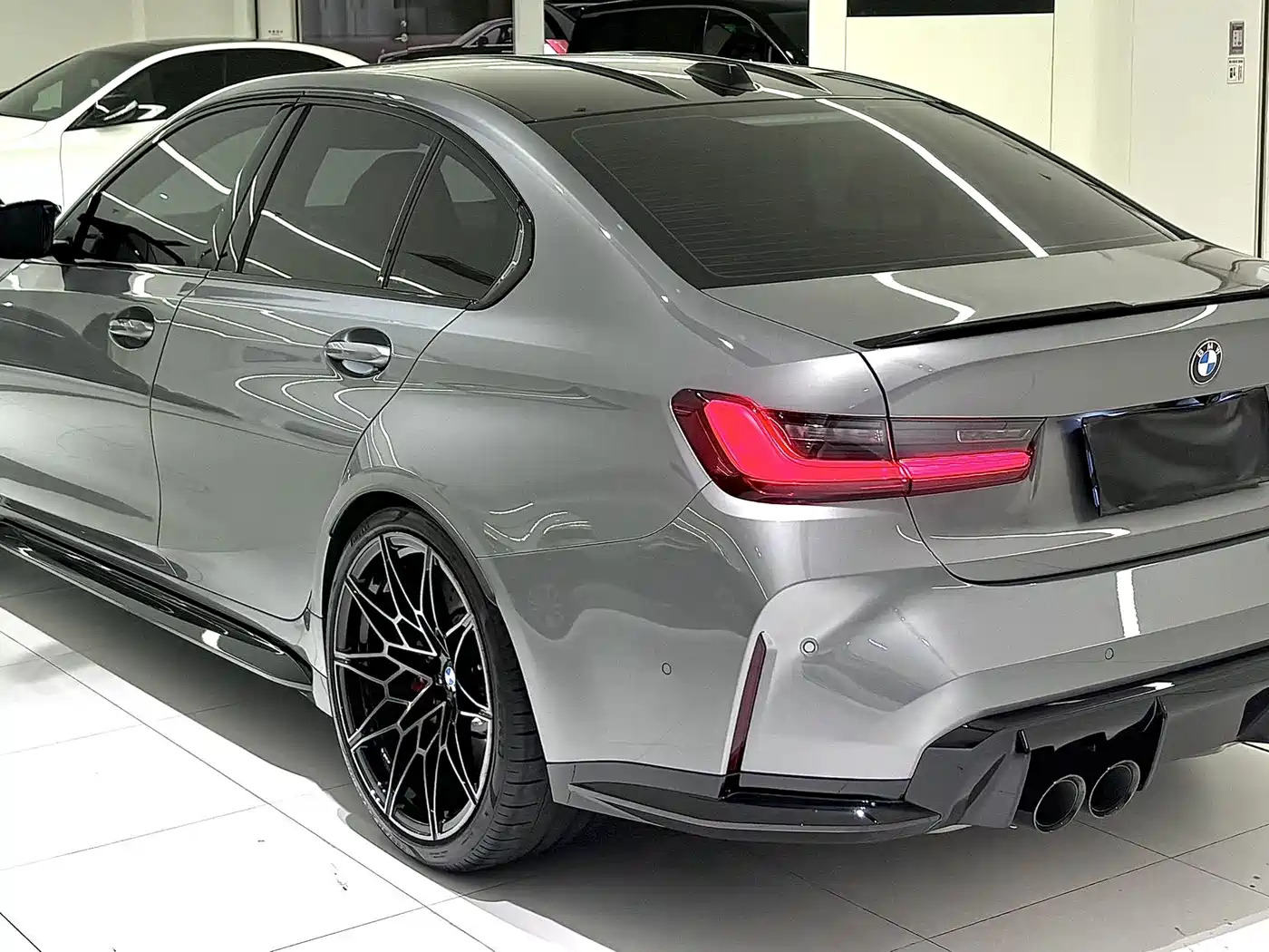 BMW M3 2024 M3 Sedan M xDrive Competition фото 9