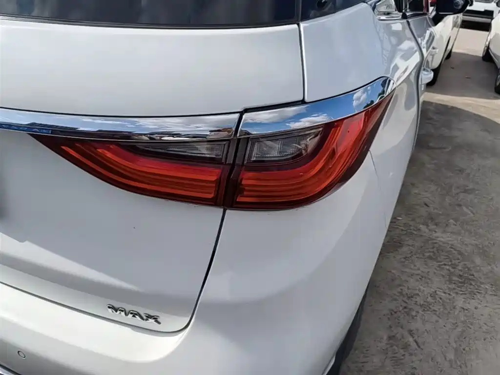 BYD Song MAX 2019 1.5T Auto Smart Connect Progressive 7-seater China VI фото 8