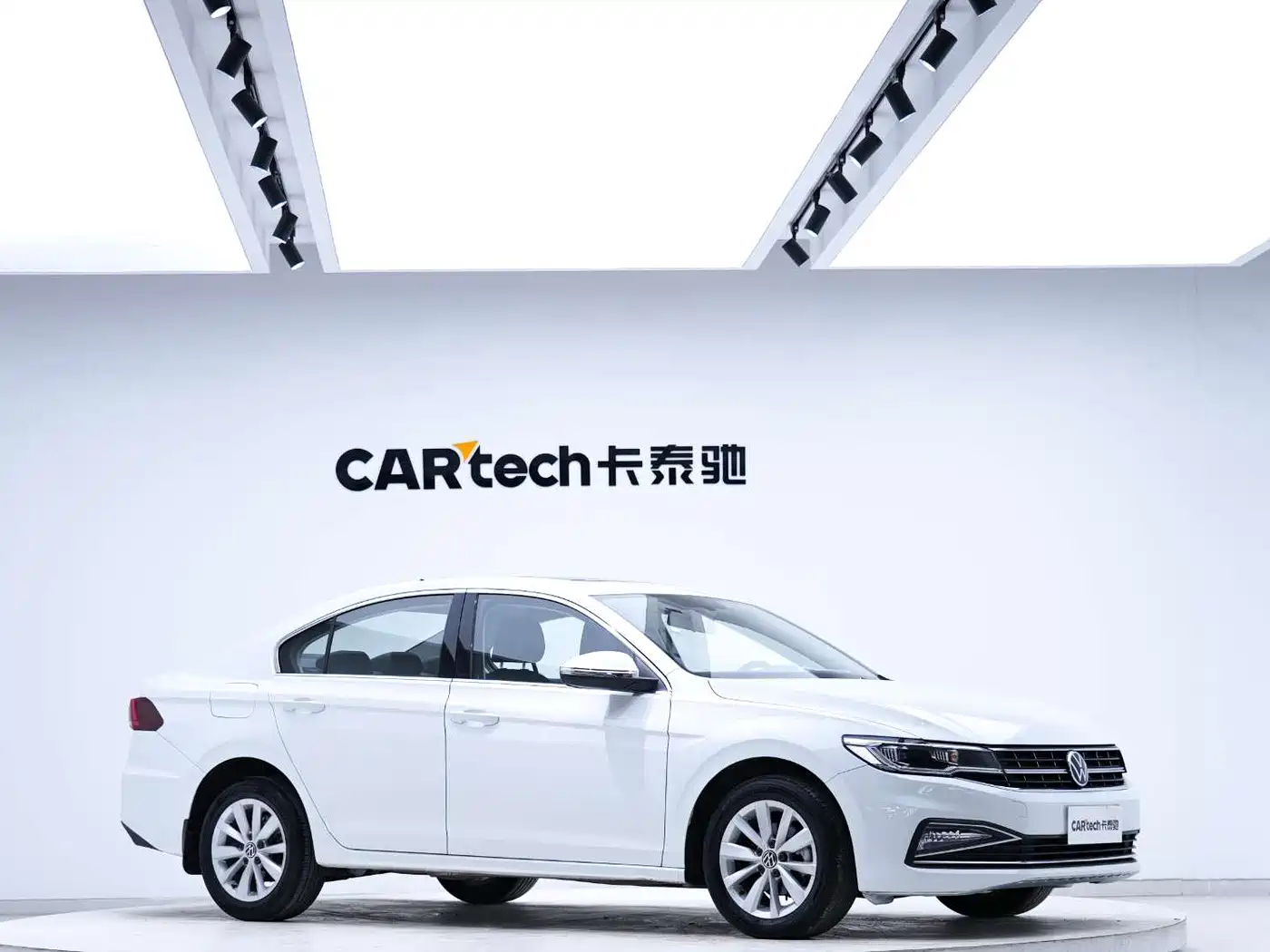 Volkswagen Bora 2021 1.5L Automatic Elite Smart Edition фото 5