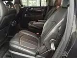 Фото 17 - Buick Enclave