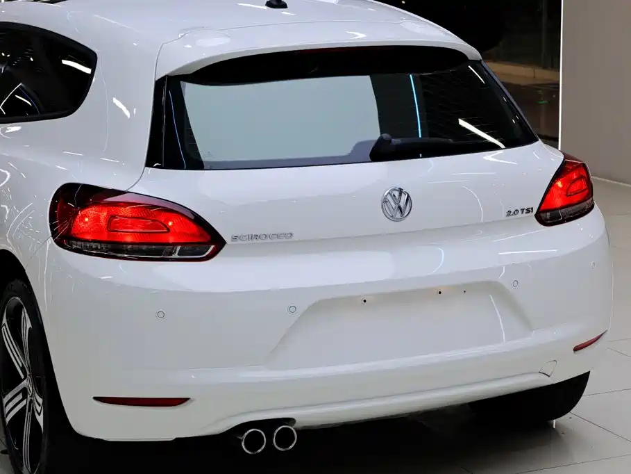 Photo 6 - Volkswagen Scirocco