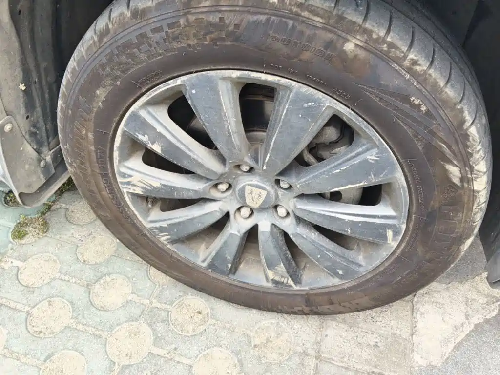 Roewe RX8 2018 2018 30T Smart Internet 2WD Flagship Edition