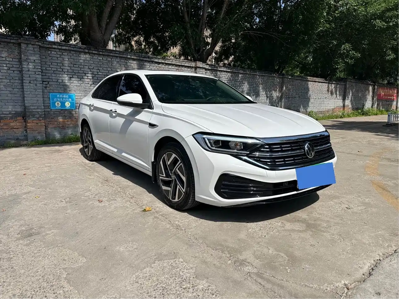 Volkswagen Sagitar 2023 300TSI DSG Surpassing Edition фото 3
