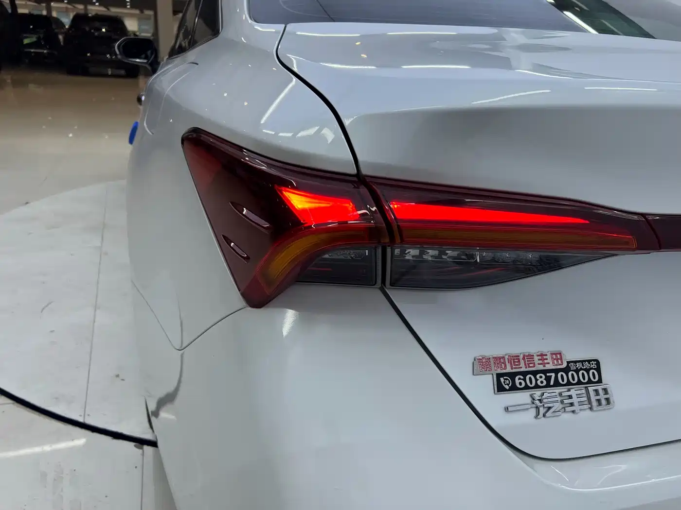Toyota Avalon 2019 2.0L Luxury Edition (China VI) фото 23