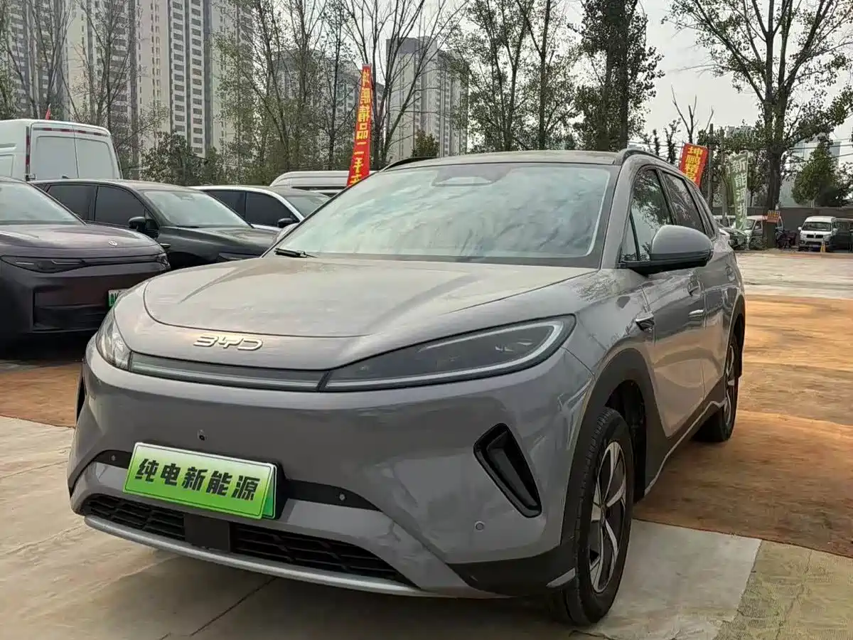 Photo 1 - BYD Hai Shi 05 EV