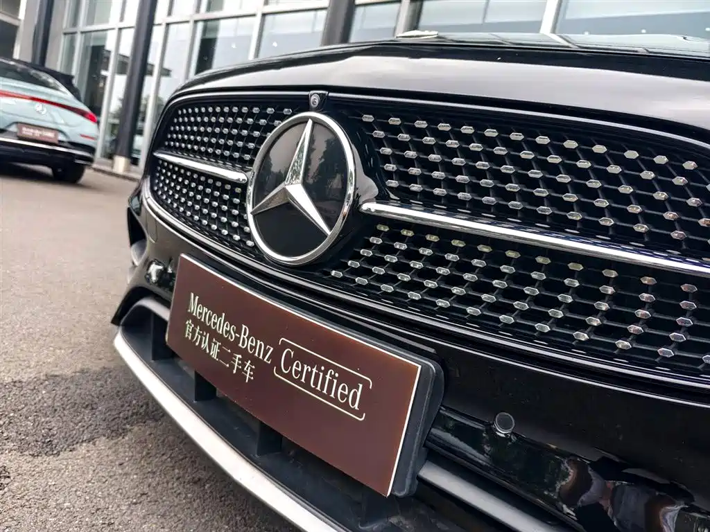 Mercedes-Benz E-Class New Energy 2023 E 350 e L Plug-in Hybrid Sport Sedan фото 5