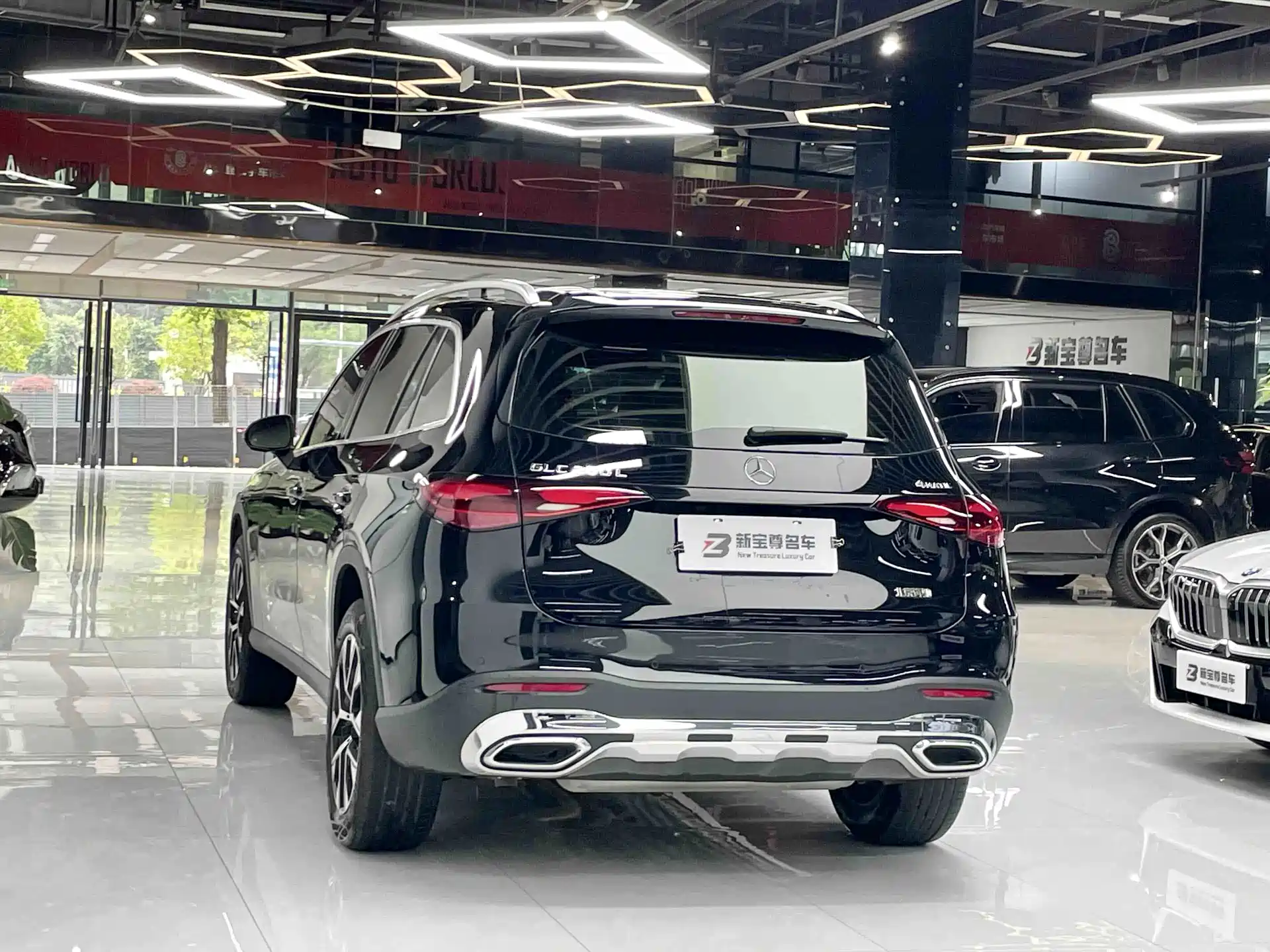 Фото 12 - Mercedes-Benz GLC